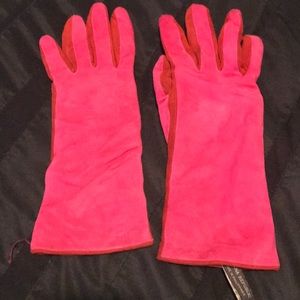 Banana Republic sheepskin suede and cashmere glove